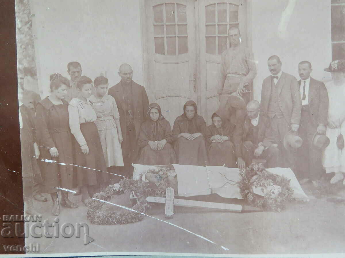 OLD PHOTO - CARDBOARD - FUNERAL - LARGE with price 34.99 BGN | € 17.89 OLD PHOTO - CARDBOARD - FUNERAL - LARGE with price 34.99 BGN | € 17.89