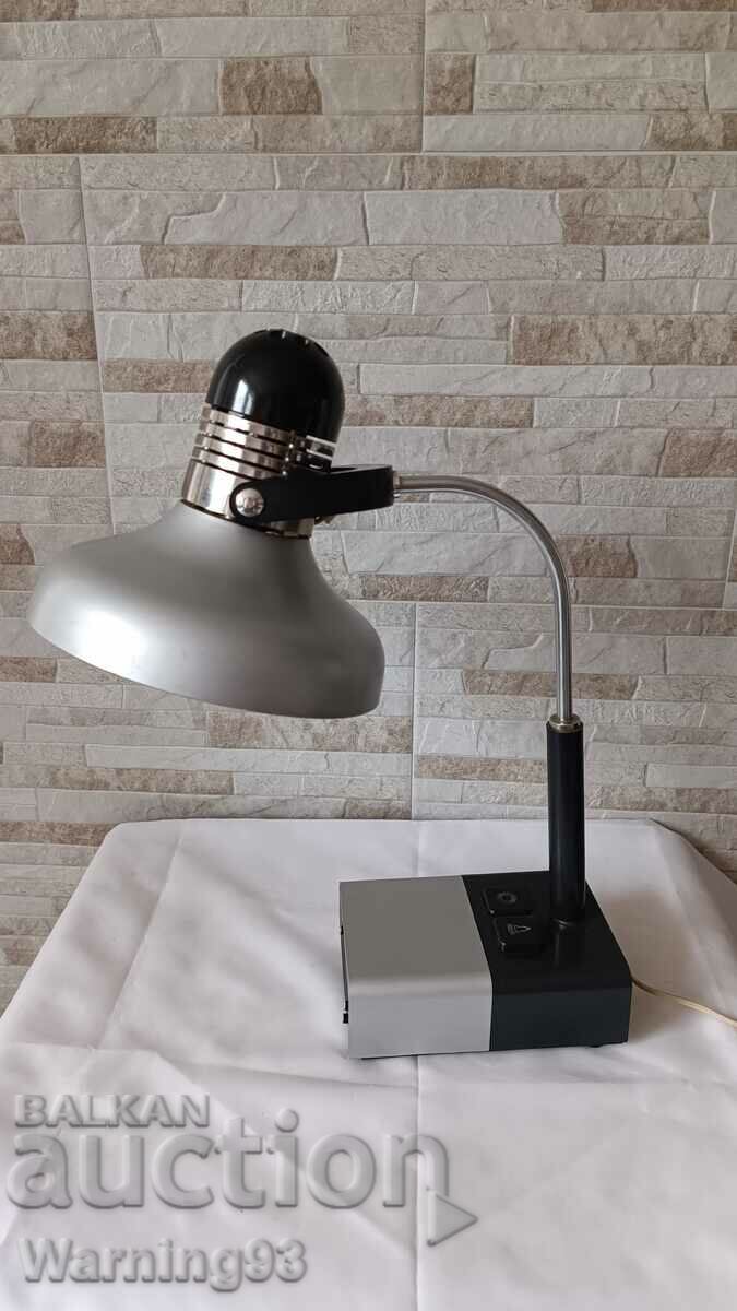 Veche lampă de masă - Electronică - URSS - 1988