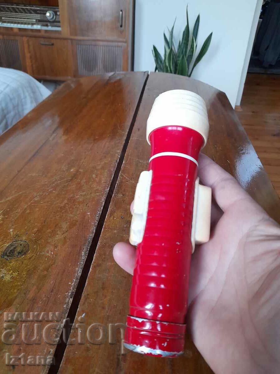 Old flashlight, Ucar flashlight with price 20.00 BGN | € 10.23 Old flashlight, Ucar flashlight with price 20.00 BGN | € 10.23