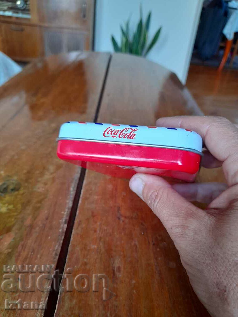 Delivery of Old box of Coca Cola lip fragrances, Coca Cola Delivery of Old box of Coca Cola lip fragrances, Coca Cola