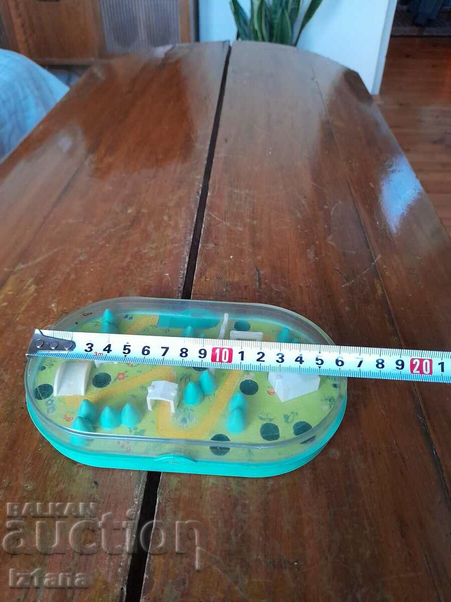 Ένα παλιό παιδικό παιχνίδι - 7