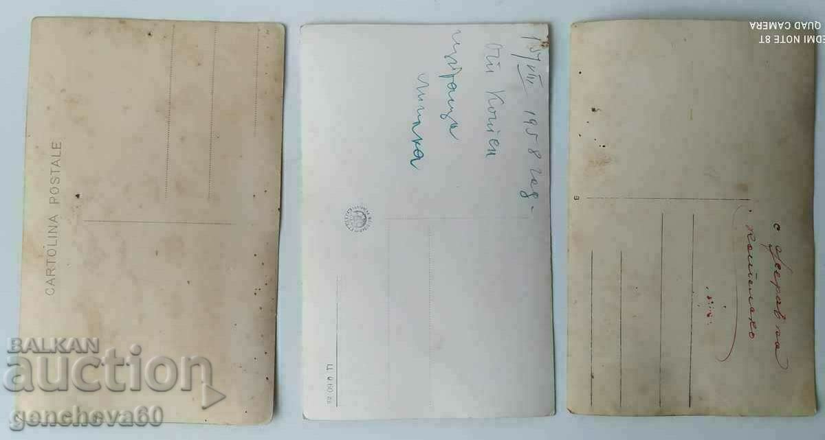 Delivery of Old photographic pictures with traditional costumes