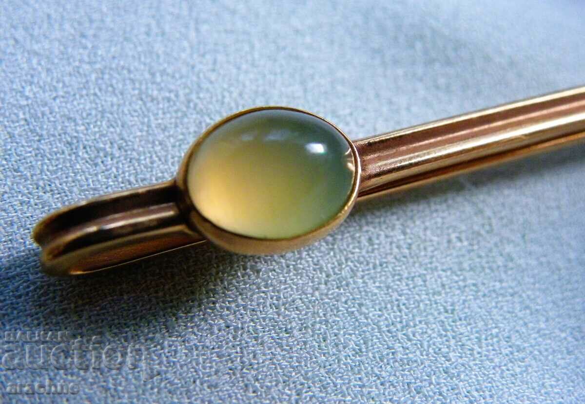 For special men, Brazilianite clip from L&M fine jewelry with price 160.00 BGN | € 81.81 For special men, Brazilianite clip from L&M fine jewelry with price 160.00 BGN | € 81.81