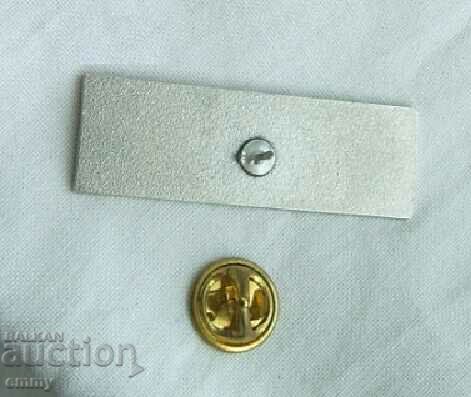 Auction Old Sport England 1997-98 - Fan Club Badge Auction Old Sport England 1997-98 - Fan Club Badge