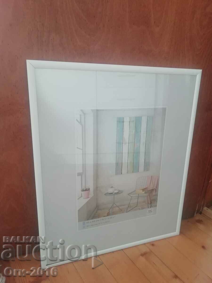 Photo frame, picture with glass 50/60 with price 10.00 BGN | € 5.11 Photo frame, picture with glass 50/60 with price 10.00 BGN | € 5.11