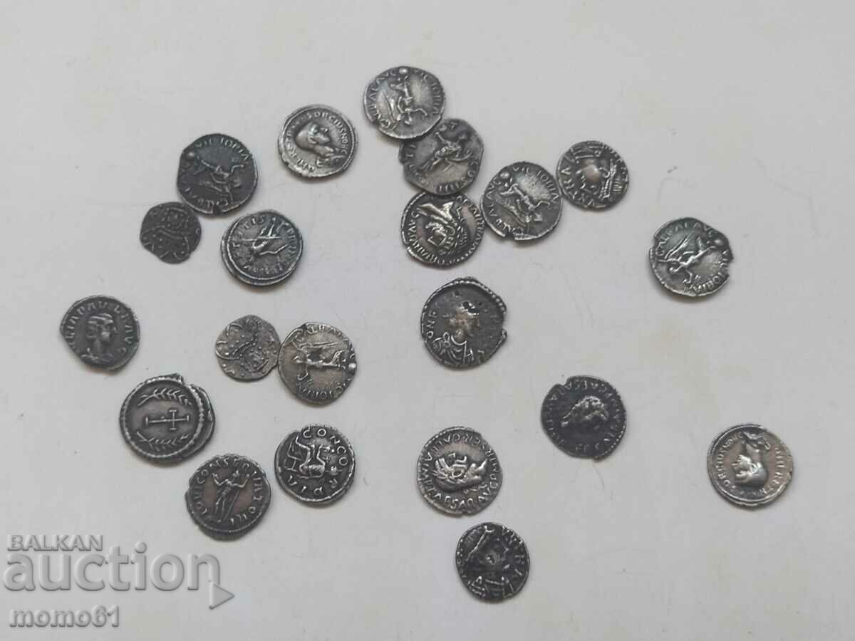 Small bronze pot with 21 replica coins with price 99.99 BGN | € 51.12 Small bronze pot with 21 replica coins with price 99.99 BGN | € 51.12