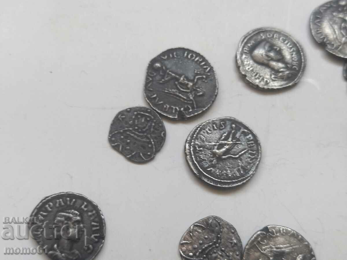 Small bronze pot with 21 replica coins - 5 Small bronze pot with 21 replica coins - 5