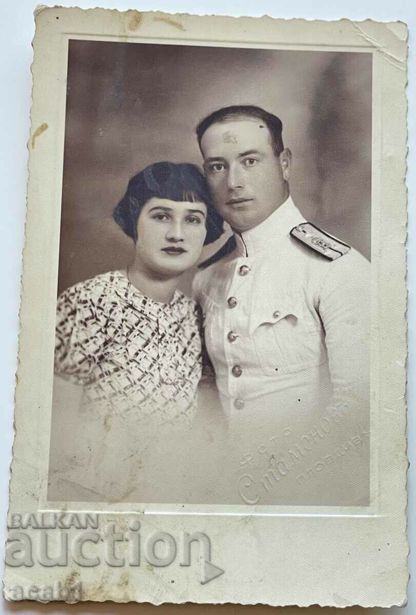 Photograph of an officer with his wife, Plovdiv 1936 with price 9.99 BGN | € 5.11 Photograph of an officer with his wife, Plovdiv 1936 with price 9.99 BGN | € 5.11