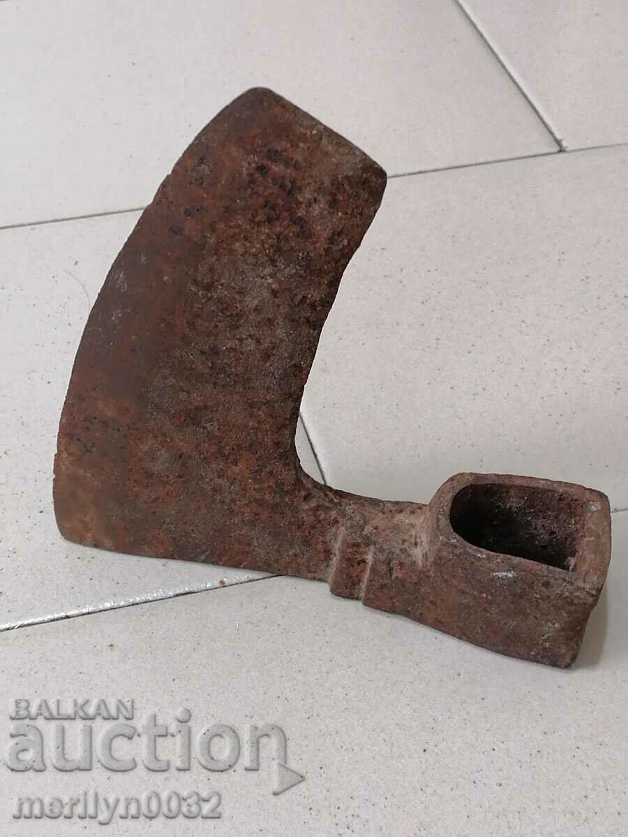 Delivery of Old ax crook without sap ax, satyr Delivery of Old ax crook without sap ax, satyr