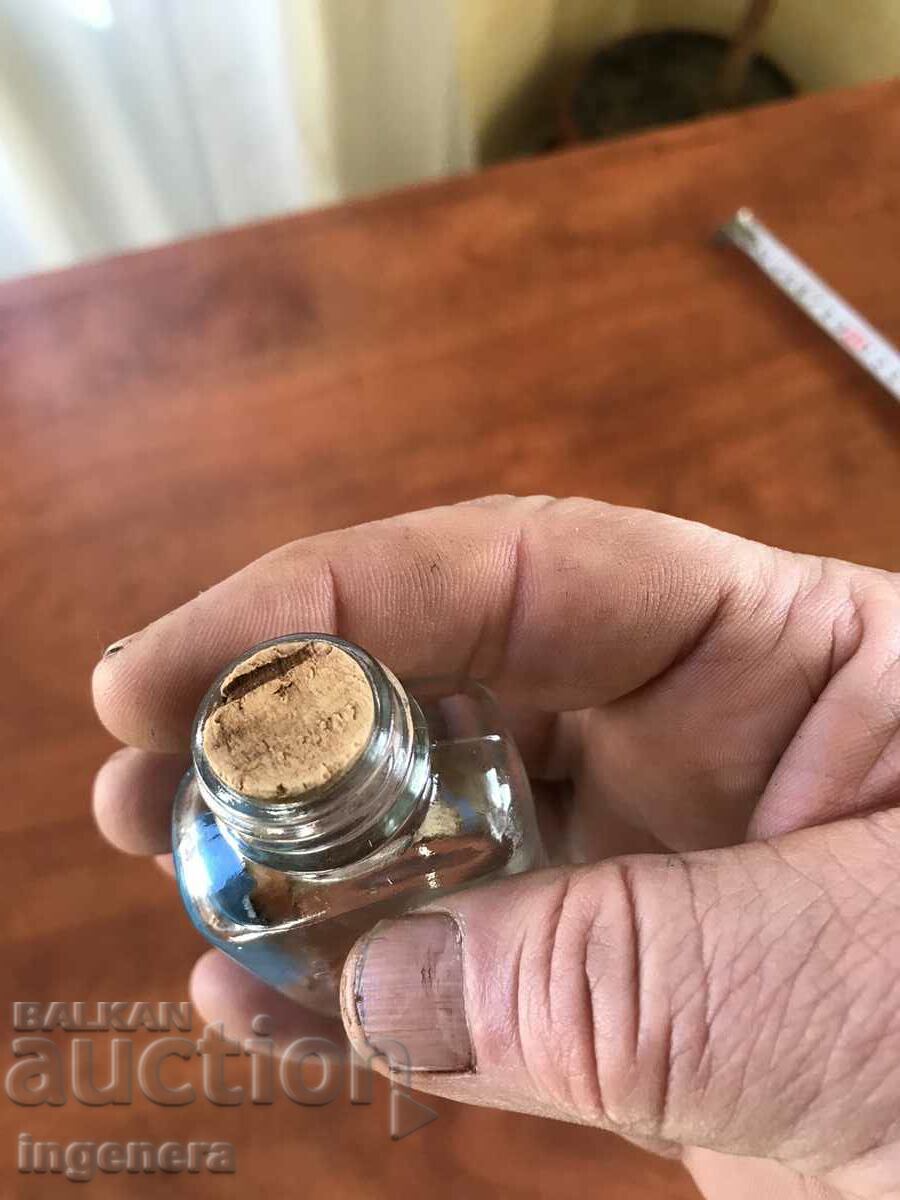 Livrarea VASA SUVENIR MONTATĂ ÎN O STICLĂ UNICĂ DE STICLĂ Livrarea VASA SUVENIR MONTATĂ ÎN O STICLĂ UNICĂ DE STICLĂ