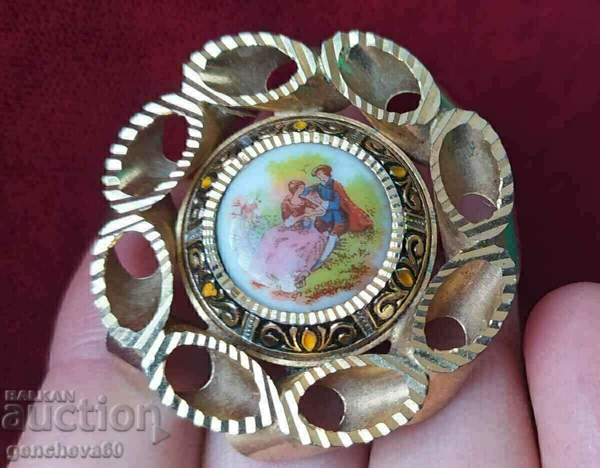 Retro brooch, gold color/Victorian style/porcelain