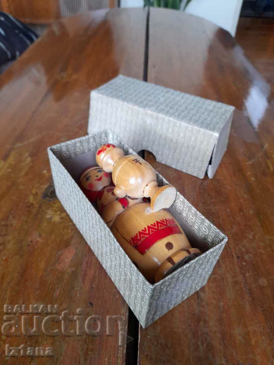 Old wooden figurine with price 25.00 BGN | € 12.78 Old wooden figurine with price 25.00 BGN | € 12.78