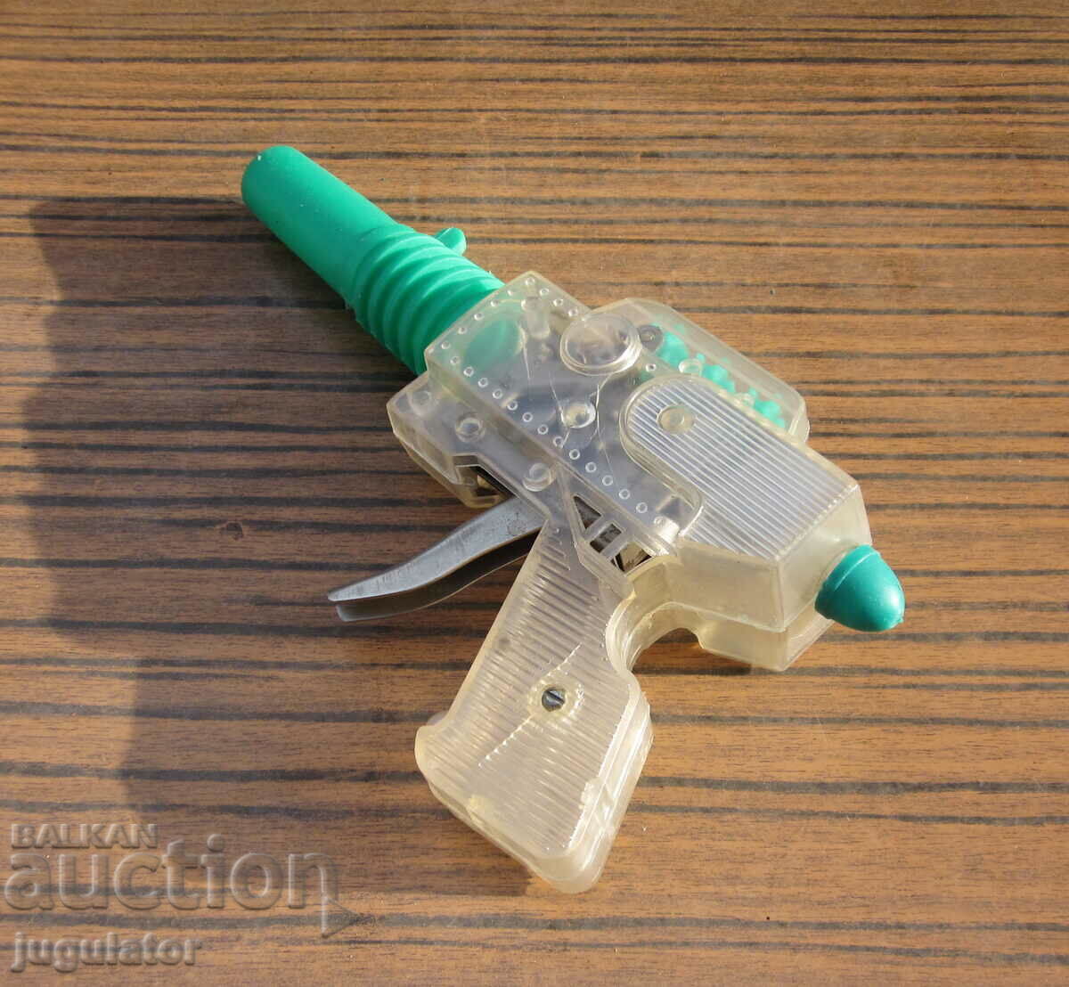 Auction old Bulgarian spaceship toy blaster Auction old Bulgarian spaceship toy blaster