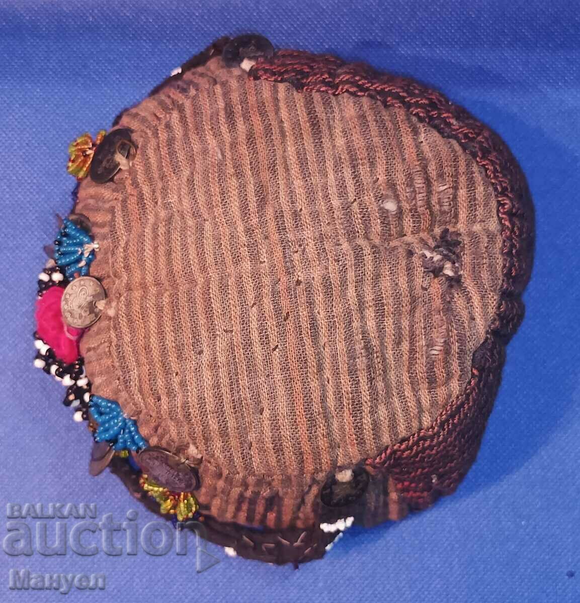 Delivery of Renaissance women's, tepelak, bonnet hat. Delivery of Renaissance women's, tepelak, bonnet hat.