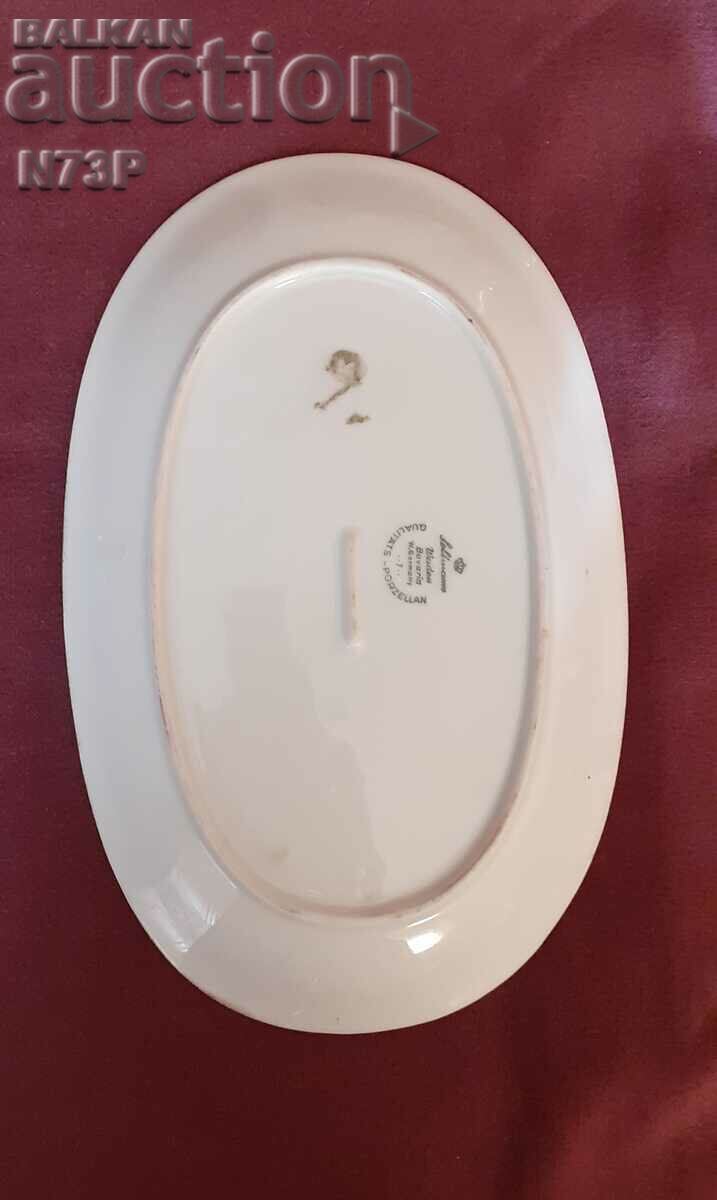 PORCELAIN PLATE. COLLECTION. HAND PAINTED. - 5 PORCELAIN PLATE. COLLECTION. HAND PAINTED. - 5