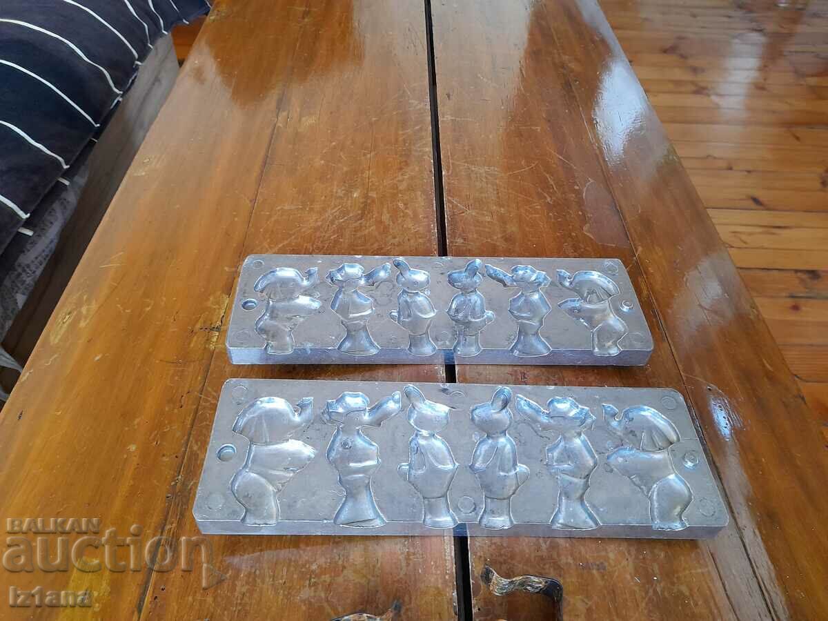 An old mold for candy figures - 5 An old mold for candy figures - 5