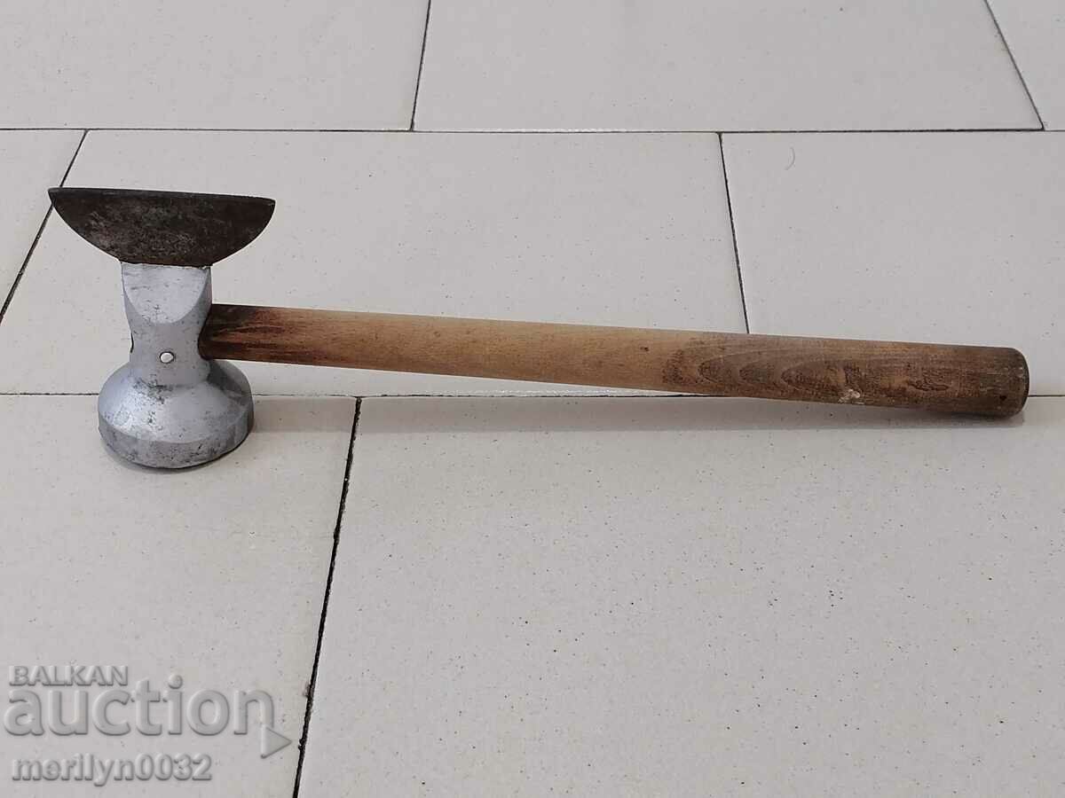 An old hatchet with a steak hilt with price 53.00 BGN | € 27.10 An old hatchet with a steak hilt with price 53.00 BGN | € 27.10