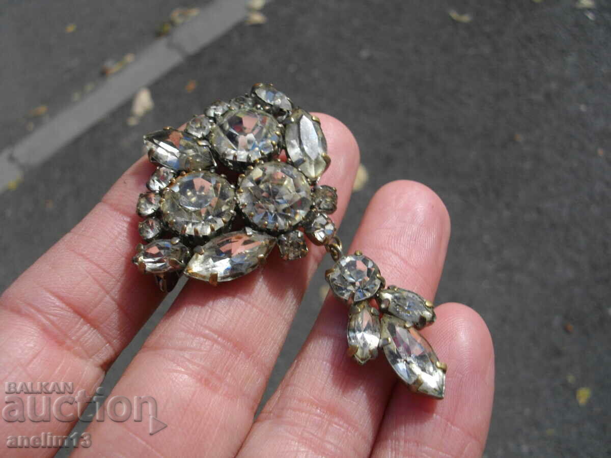 СТАРА БРОШКА с цена € 12.00 | 23.47 лв.