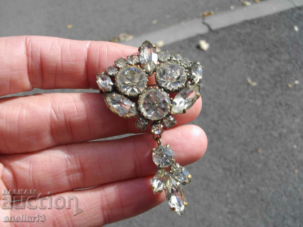 СТАРА БРОШКА - 5