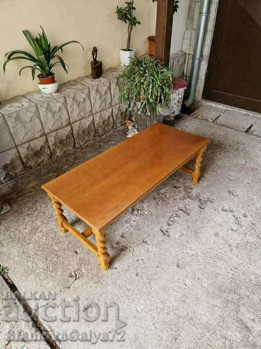 Auction  Beautiful antique Dutch coffee table