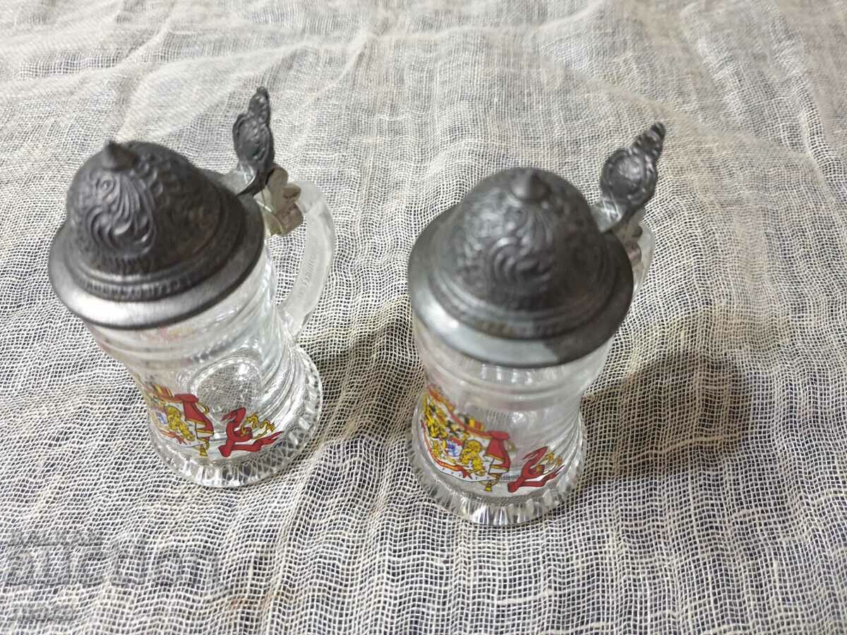 Auction Small glass cups with lids Auction Small glass cups with lids