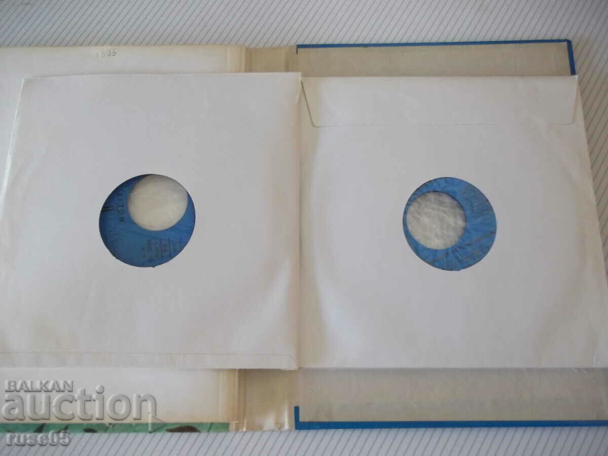 Book "ENGLISH THROUGH PICTURES GAMES-Cedomir Jovic" - 96 pages - 5 Book "ENGLISH THROUGH PICTURES GAMES-Cedomir Jovic" - 96 pages - 5