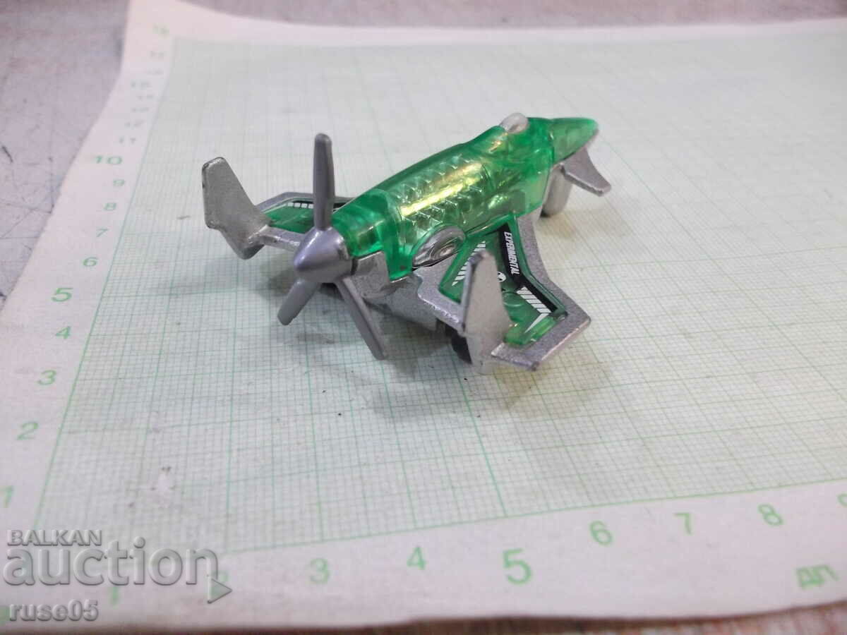 Airplane - 2 - 7 Airplane - 2 - 7