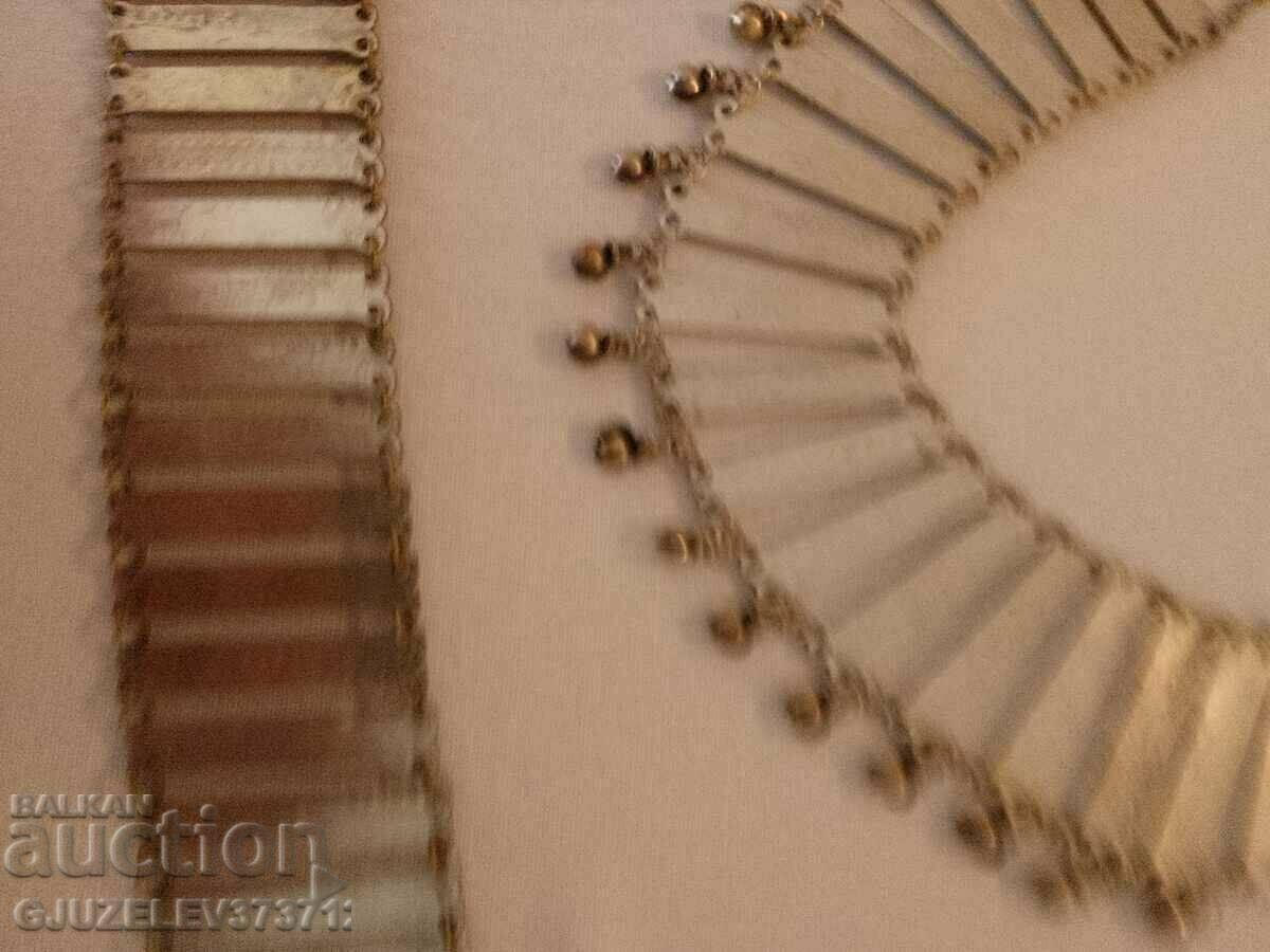 Auction Renaissance style necklace and bracelet Auction Renaissance style necklace and bracelet