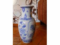 antique porcelain vase (China)