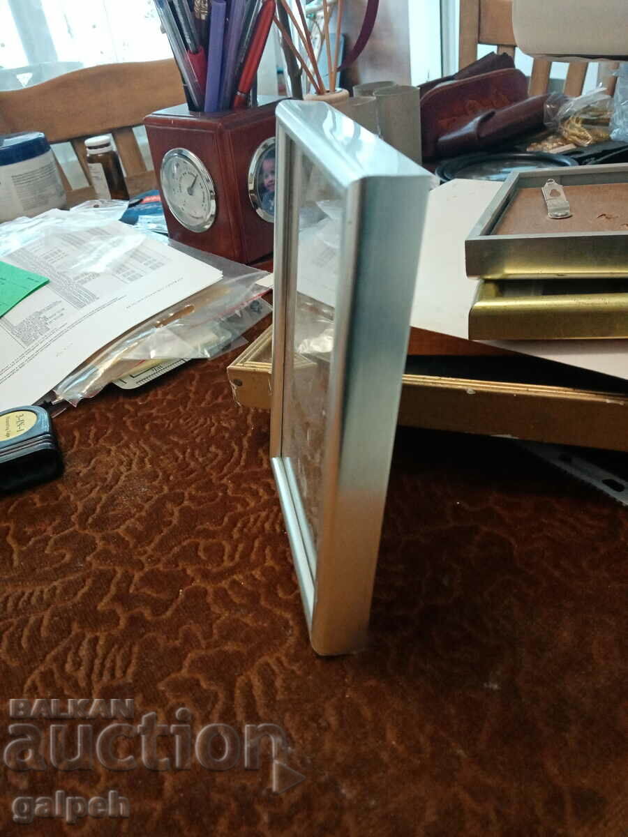 Delivery of Picture/photo frame - metal Delivery of Picture/photo frame - metal