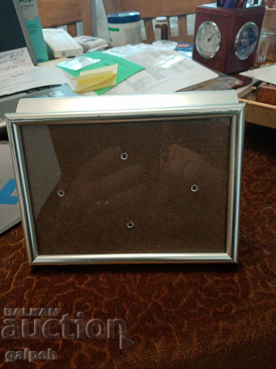 Picture/photo frame - metal