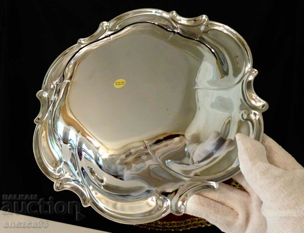 Auction  Silver-plated fruit bowl, serving dish 26 cm.