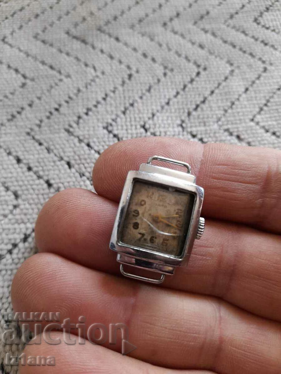 Old ladies watch Zarya with price 12.00 BGN | € 6.14 Old ladies watch Zarya with price 12.00 BGN | € 6.14