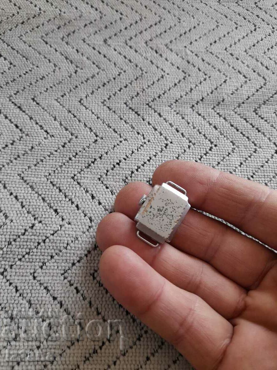 Delivery of Old ladies watch Zarya Delivery of Old ladies watch Zarya