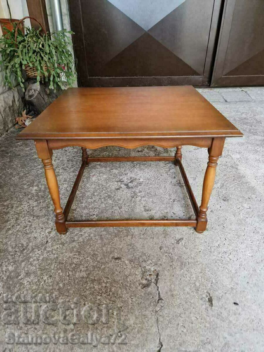 Delivery of A great very beautiful antique German coffee table