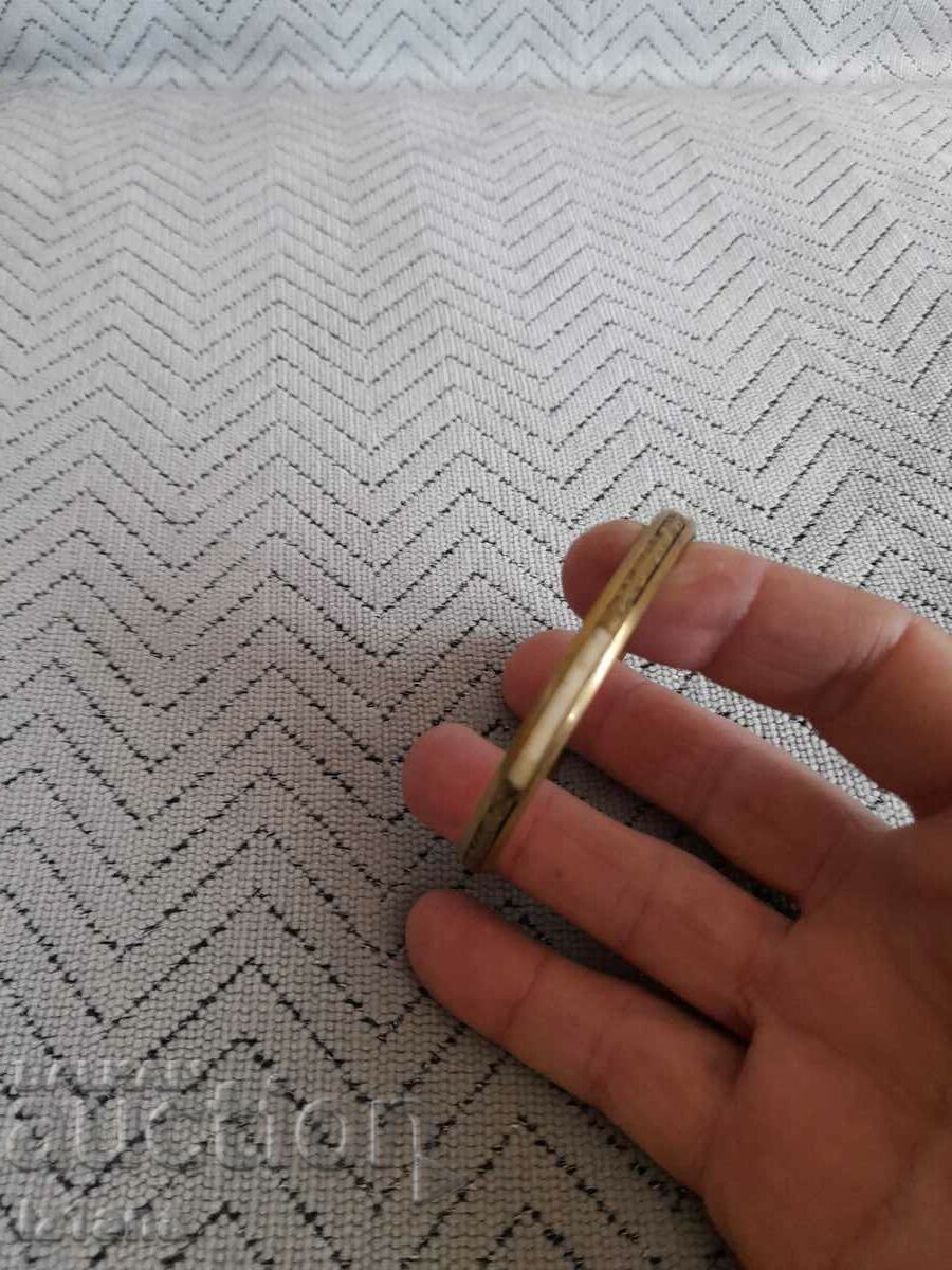 Δημοπρασία Παλιό βραχιόλι Δημοπρασία Παλιό βραχιόλι