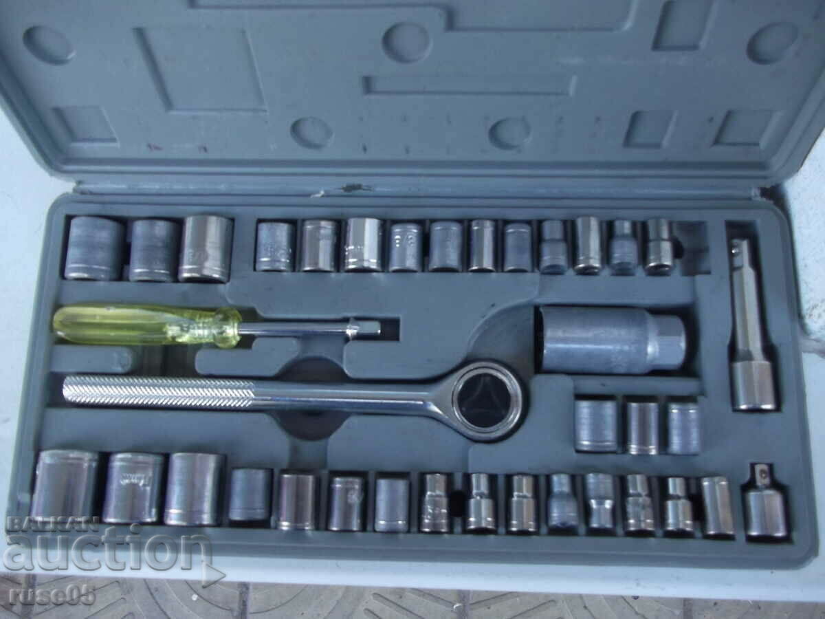 Ratchet set with 34 pcs. inserts, extension and screwdriver with price 35.00 BGN | € 17.90 Ratchet set with 34 pcs. inserts, extension and screwdriver with price 35.00 BGN | € 17.90