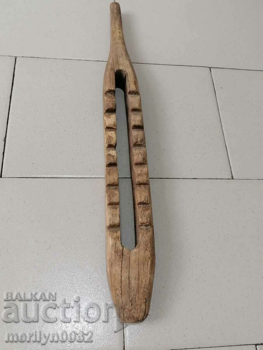 Tupalka, wood, wooden with price 39.00 BGN | € 19.94 Tupalka, wood, wooden with price 39.00 BGN | € 19.94