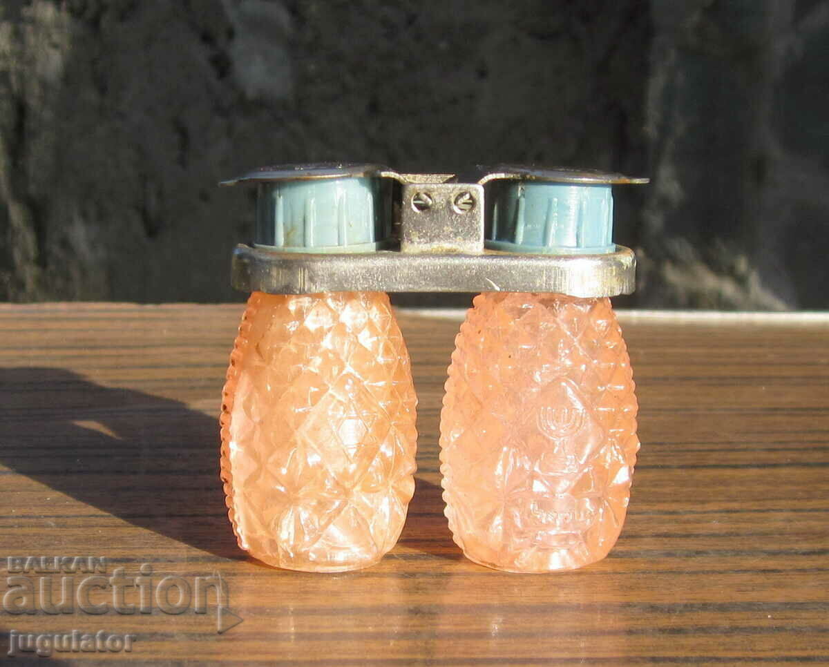 комплект старинни малки стъклени солнички солници маркирани