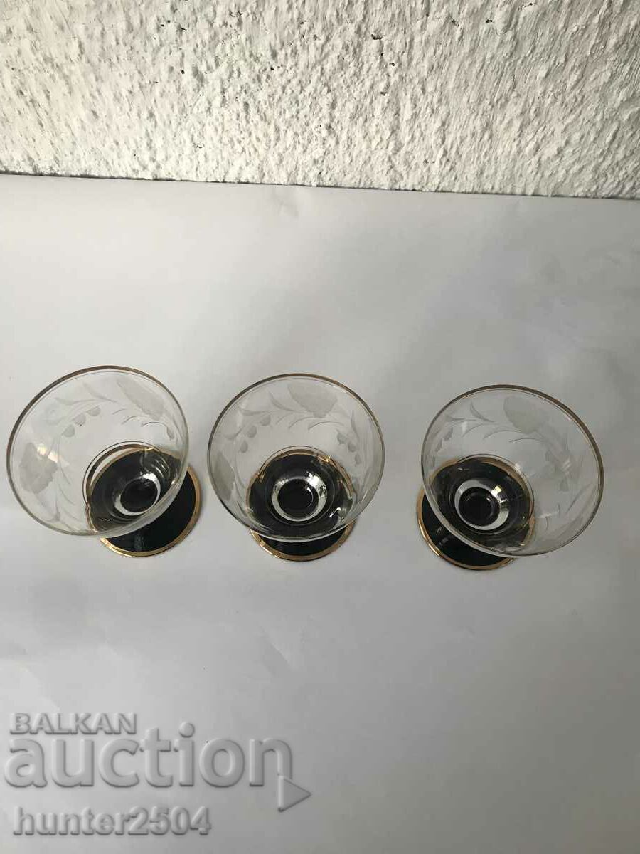 Чаши-8/7 см,3 броя