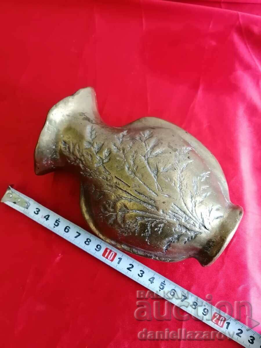 Unic! VAZĂ de bronz de autor, anii 1960 - 5