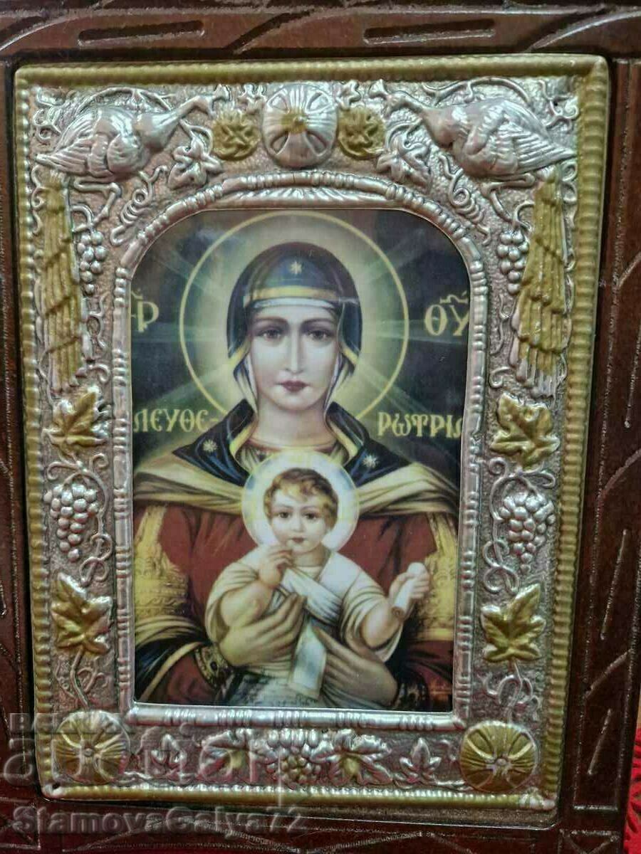 Auction A beautiful large antique Greek icon with wood carving and hardware Auction A beautiful large antique Greek icon with wood carving and hardware