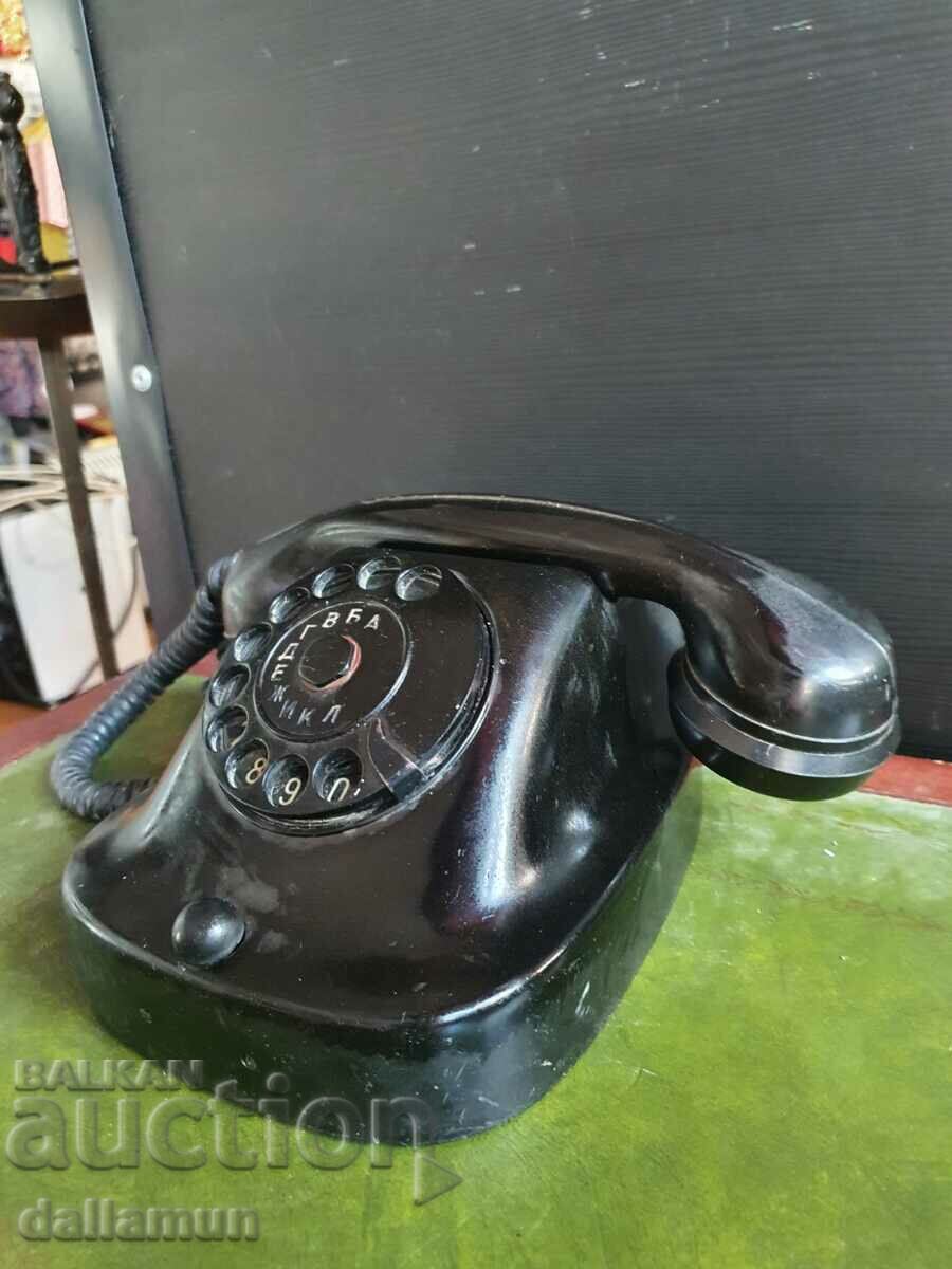 Auction collectible landline phone Auction collectible landline phone