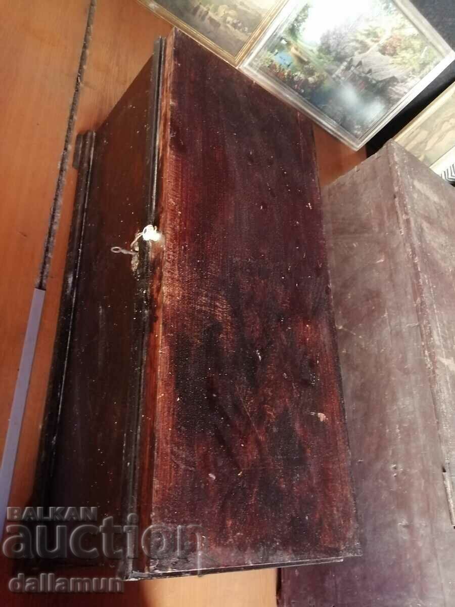 a large wooden chest with price 48.00 BGN | € 24.54 a large wooden chest with price 48.00 BGN | € 24.54