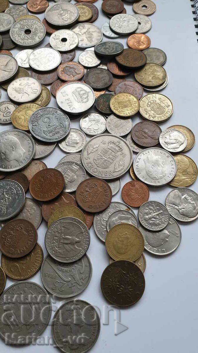 Lot of foreign coins - 239 pieces - 5