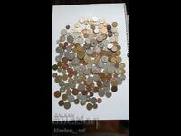 Lot de monede străine - 239 bucăți