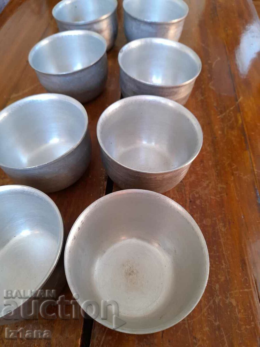 Auction Old creme caramel bowls Auction Old creme caramel bowls