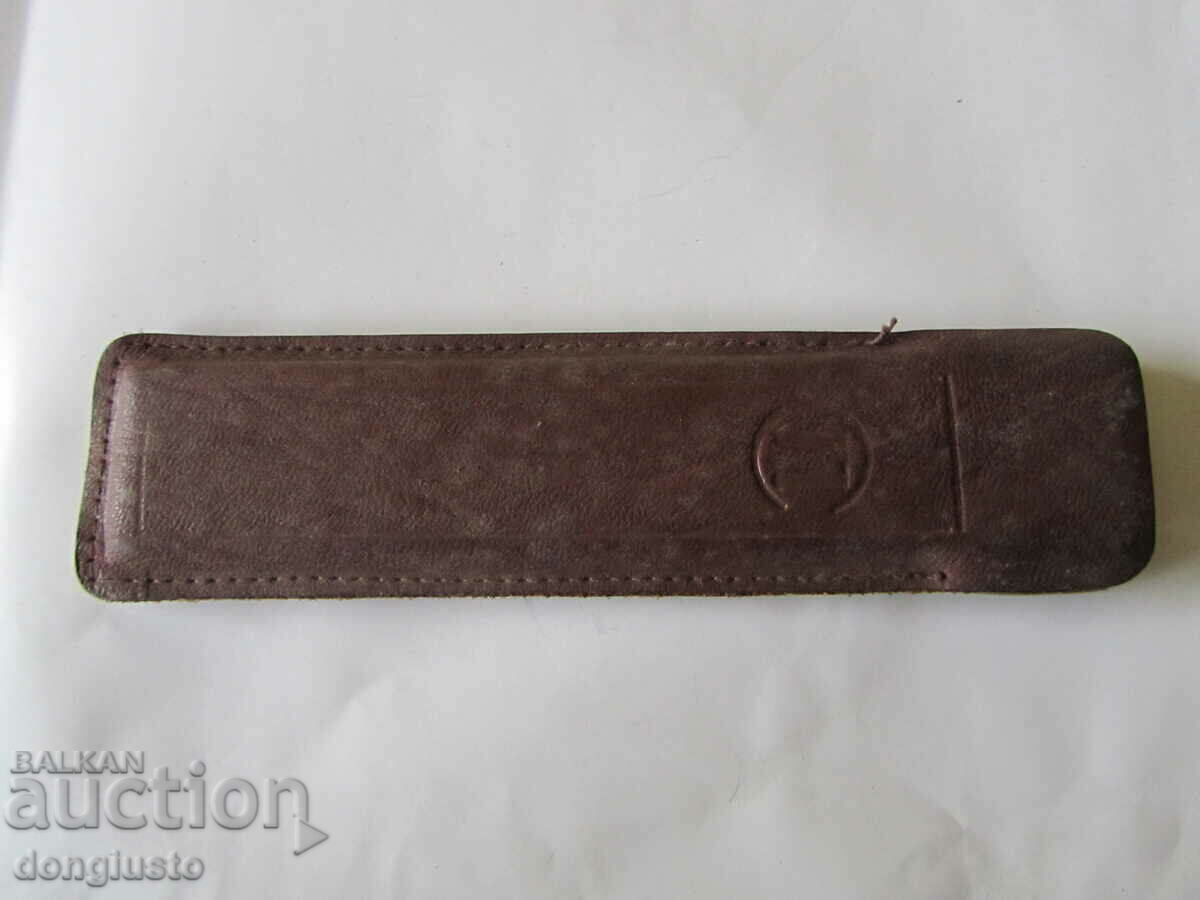 Παράδοση Παλαιός κυβερνήτης της ΕΣΣΔ Παράδοση Παλαιός κυβερνήτης της ΕΣΣΔ