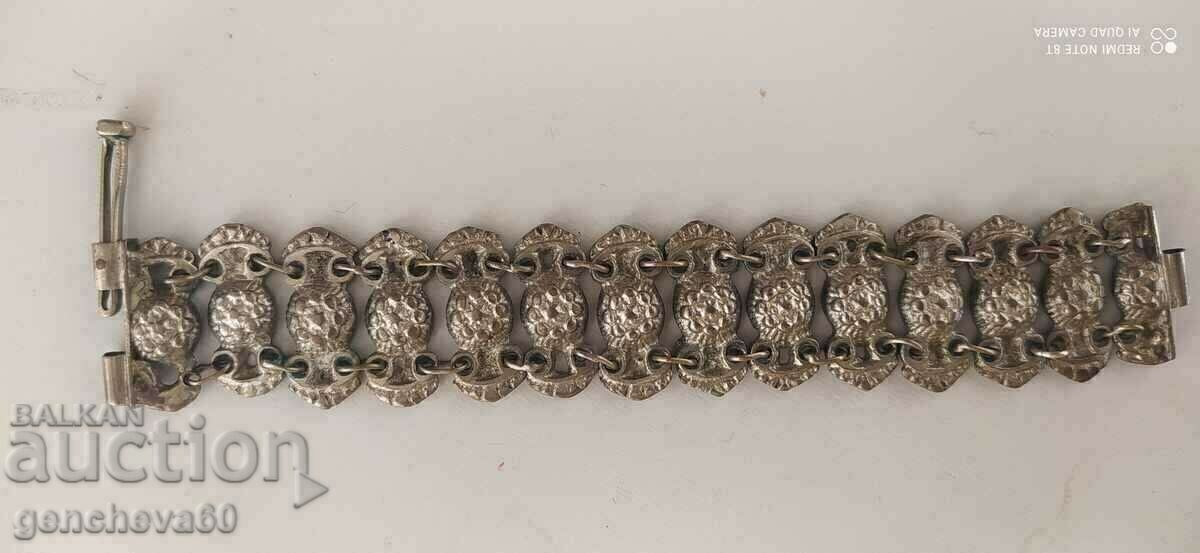 Renaissance silver bracelet/costume - 5 Renaissance silver bracelet/costume - 5