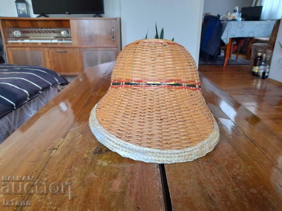 Стара Дамска сламена шапка